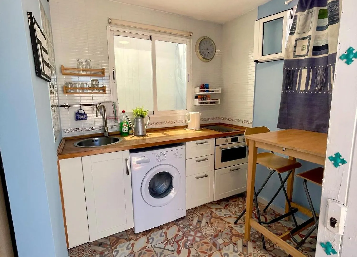 Rv- Little Blue House - Mentidero Apartment Cadiz 0*,  Spain